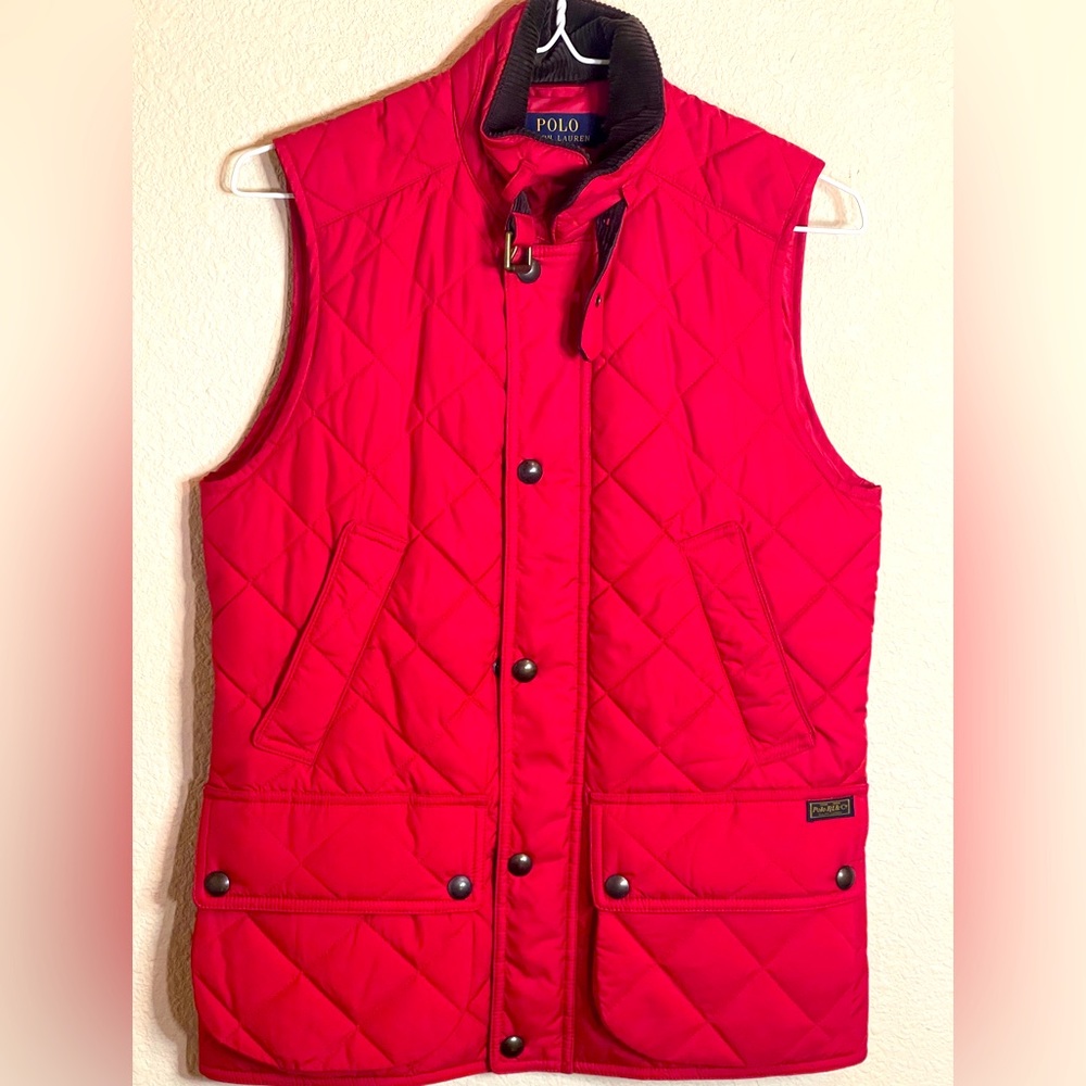 Women’s Red quilted Polo vest size XS
